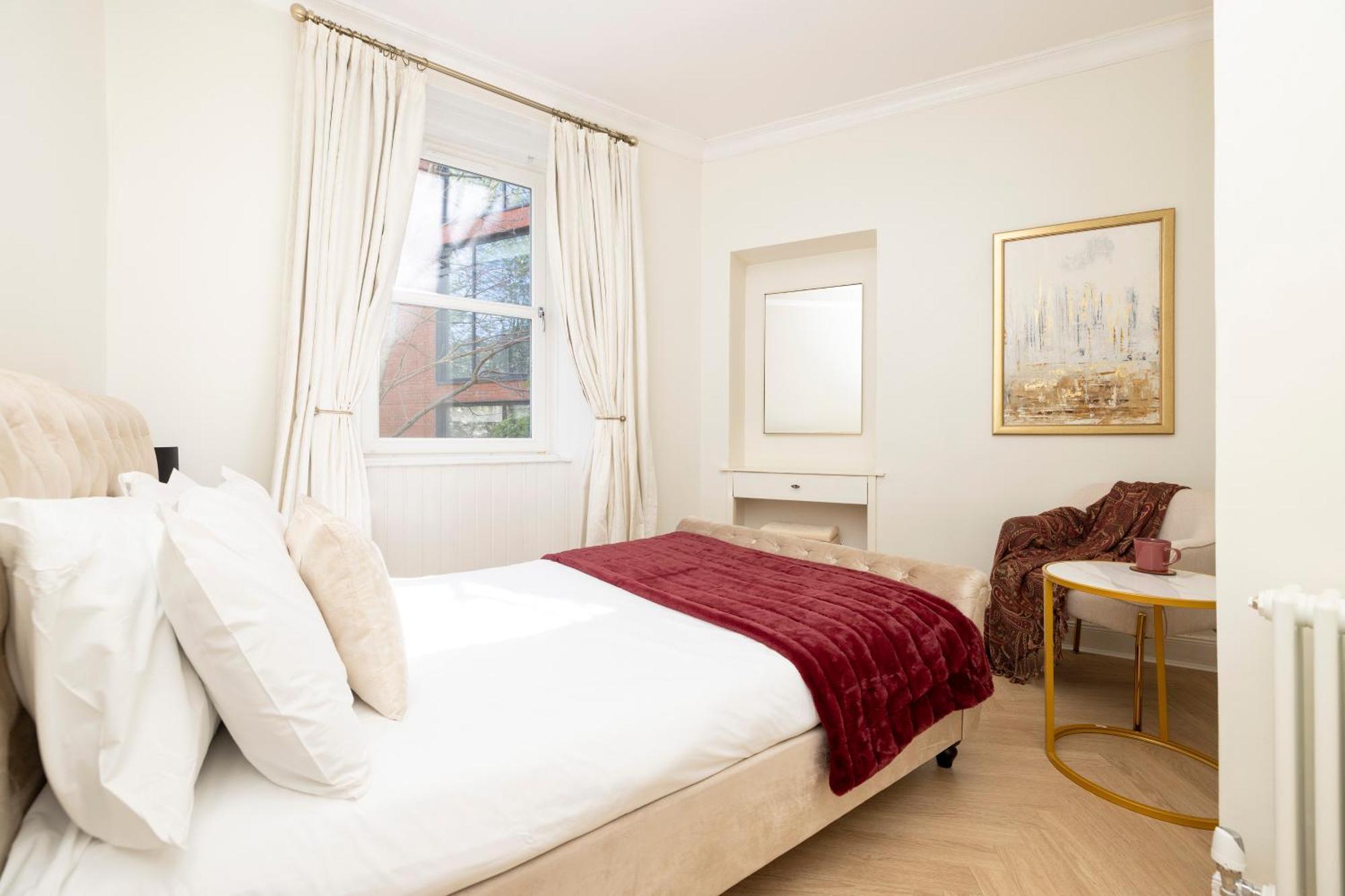 Joivy Modern Flat In City Centre - For Up To 3 Guests Apartment Единбург Екстериор снимка